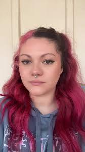 Vida-Ruth Kinder (@vidaruthkinder)