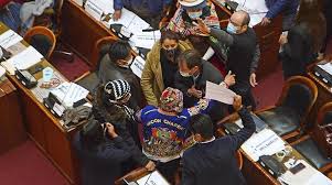 Sinónimos de arremeter en español. El Mas Aprueba Y Ajusta Normas Para Arremeter Contra Opositores Los Tiempos