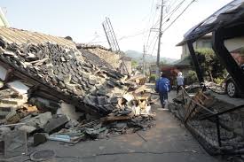 Após o terremoto que aconteceu no japão seguido de um tsunami devastador, deixou mais uma vez o mundo chocado e este terremoto que aconteceu no é o maior do japão em 2011 é a pior tragédia natural da história do japão. Os 10 Maiores Terremotos No Japao Veja Online