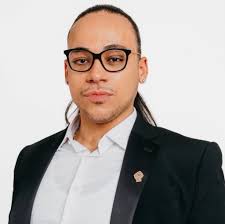 Justin Cortes's Instagram, Twitter & Facebook