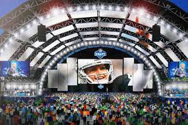 Watch live streaming draft videos & video highlights. 2020 Nfl Draft Will Take Place As Scheduled With No Public Events Acme Packing Company