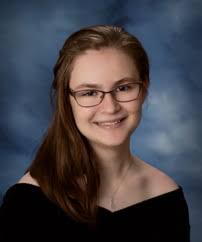 Meet Hen Hud's Valedictorian and Salutatorian Katie Mahoney and Larisa  Bushkin