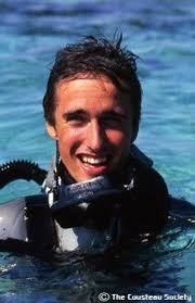 Cousteau Divers Making Waves