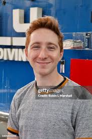 1,051 Larry Marshall Photos & High Res Pictures