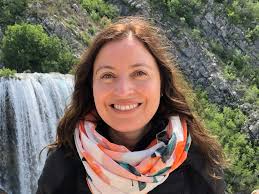 Who We Are — Stephen & Sonia Wallace