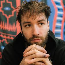 Künstler und Designer kreieren Heimtextilien