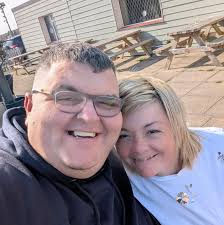 Hi anyone know how to clean this shaggy rug without it getting damaged pls  Thank