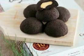 Kamu bisa cek resep dan cara membuat brownies kukus coklat di sini. Inovasi Bakpia Jogja