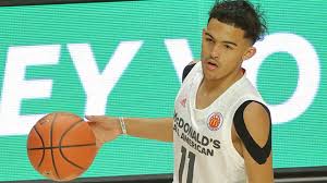 He stands 6ft 2in tall and plays the point guard position. Trae Young Go To Guys De Nba Podcast Und Draft Basketball Analysen