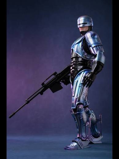 RoboCop 2 - 1/6th scale RoboCop Collectible Figure Blogger Photos】 “RoboCop”  is regarded as a classic sci-fi action film beloved by many fans. The story  follows RoboCop, a cyborg law enforcement off