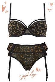Matching thong is crotchless and also features contrast satin bows. Peekaboo Leopard Print Lingerie Set Marlies Dekkers Gift Shop