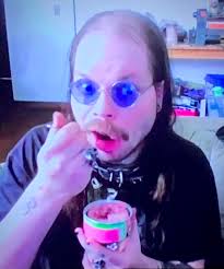 What's your best “witchy hack” I will put mine in the comments! 🖤🖤