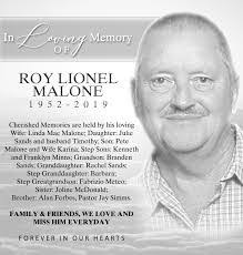 Rachel Sands's Instagram, Twitter & Facebook