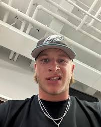 Aiden Kane's Instagram, Twitter & Facebook