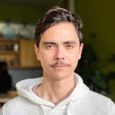 Daniel Romero's Instagram, Twitter & Facebook