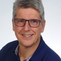 700+ Profile mit dem Suchbegriff „Frank Stein“