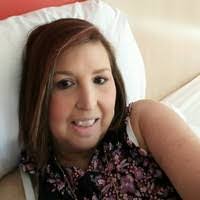 Kim Earp's Instagram, Twitter & Facebook