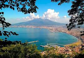 Paquetes de vacaciones en castellammare di stabia. Castellammare Di Stabia Miseria Nobilta E Le Acque Della Salute Latitudes