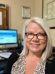 Colleen Hart (@colleenmwelch)