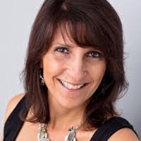 Roseann Reed's Instagram, Twitter & Facebook