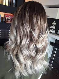 balayage silver hair waves olaplex kuhl blond silver blond balayage haare blond haare farben ideen haarfarben