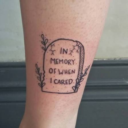 Got to tattoo my original gravestone flash design today for the lovely @lillivn_ 💀 DM for enquiries and bookings 📩 . . . #lineworktattoo # gravestone #linetattoo #tombstone #inmemoryofwhenicared @ Gold Coast, Queensland