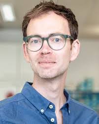 Chemical reaction networks based