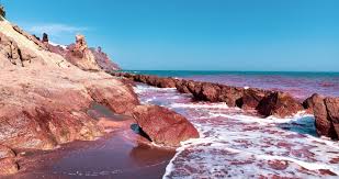 Creepy 'Blood Rain' Turns Waves And Beach Red - Wide Open Spaces
