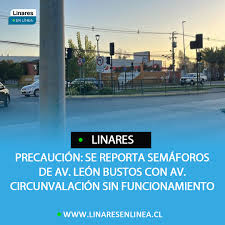 Semáforos Apagados en Av. León Bustos y Av. Circunvalación Se informa que  los semáforos ubicados en la intersección de Av. León Bustos con Av.  Circunvalación se encuentran fuera de servicio. Se hace