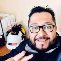 2100+ perfiles de «Caamaño»