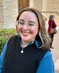 Senior Spotlight: Emily Dimiceli! Emily is a Sociology and Feminist Studies  major with a minor in Race & Ethnicity Studies, and she is our Leadership  VP! Emily's biggest accomplishments at SU: “receiving