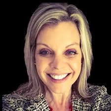 Theressa Engel (@theressa_engel)