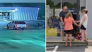 ⁣pregnant woman, 21, killed after her baby cut from womb by woman who wanted child. Suspects Still On The Run 1 Day After Grandmother Shot And Killed Outside Se Houston Gym Abc13 Houston