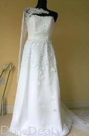 Beautiful White Wedding Dress With Lace Details For Sale In Dublin 100 Donedeal Ie Wedding Dresses Wedding Dresses Lace Wedding Dresses For Sale