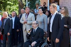 Он возглавлял первую столицу украины 10 лет. Gennadij Kernes Otkryl Detskij Sad Na Partiya Vidrodzhennya Harkivshina Facebook