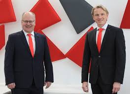 Inn können sie eine internationale kontonummer (iban) für ein konto mit der bankleitzahl 71152680 generieren. Vorstand