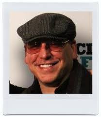 Lisa Chiodini's Instagram, Twitter & Facebook