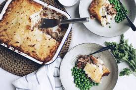 Add garlic and onion, cook for 1 minute or until onion starts browning. Our Best Ever Beef Mince Recipes Australia S Best Recipes