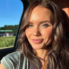 Brenna Diab (@brenna.lyn.71) • Facebook