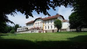 Střední posázaví, posázaví, dolní posázaví. Parkhotel Cesky Sternberk Ubytovani Cesky Sternberk