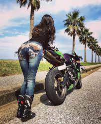 epingle sur sexy biker