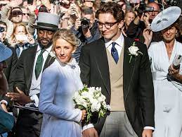 Ellie goulding and caspar jopling sealed their marriage with a kiss inside york minster as their ellie's wedding was graced by royalty with princess beatrice and princess eugenie in attendance. Ellie Goulding Shares Behind The Scenes Wedding Photos