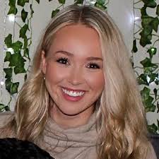 Kaitlyn Ewing's Instagram, Twitter & Facebook