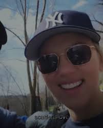 scarlett with cups bc instead of editing i have been busy playing sims 4  #scarlettjohansson #scarlettjohanssonedit #theoutset #fyp