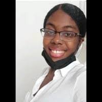 Eloise Albert's Instagram, Twitter & Facebook