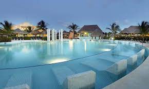 Grand Palladium Colonial Resort Riviera Maya January Special All Inclusive For 2 People With Air 3005 All Inclusive Resorts Inclusive Resorts Resort