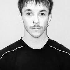 RÉVÉLER L'INTERPRÈTE CRÉATEUR C'est le moment de penser aux auditions! •  Pour intégrer le programme professionnel en interprétation de l'EDCM, il  est possible de s'inscrire en ligne jusqu'au 18 décembre (dans pile