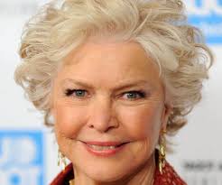 50 Greatest Short Hairstyles For Round Faces Over 50 Every gentleman with a short hair and a round face should try this fabulous headdress as it will make him stand out from the crowd. short hairstyles for round faces over 50