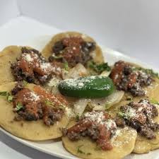 Rinconcito Chapin Food truck — Restaurant food truck in Fort Dodge, Iowa