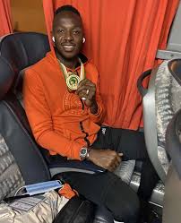 Issouf DAYO, le buteur victorieux de RS Berkane en finale de la coupe  CAF👏🏾🥇🇧🇫 Ajoutez Fasosports sur Snapchat en cliquant sur ce lien 👉  https://www.snapchat.com/add/fasosports